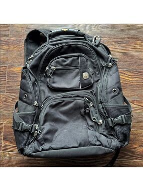 SwissGear Black Multi-Pocket Backpack